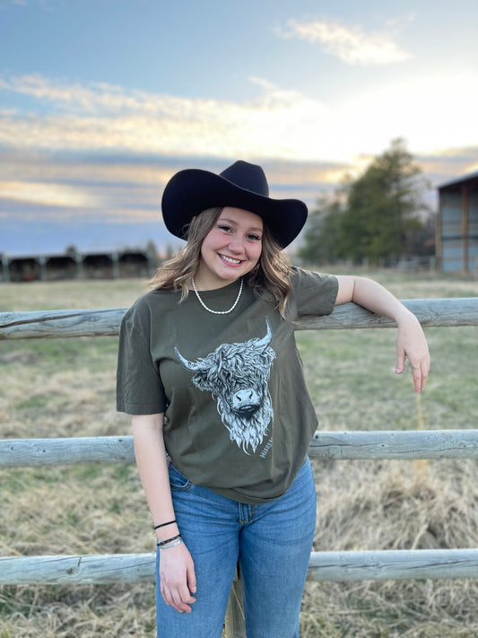 Highland steer Graphic T